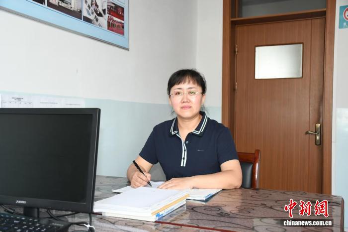 敕勒川草原上的思政课：抬起头，看见更棒的自己